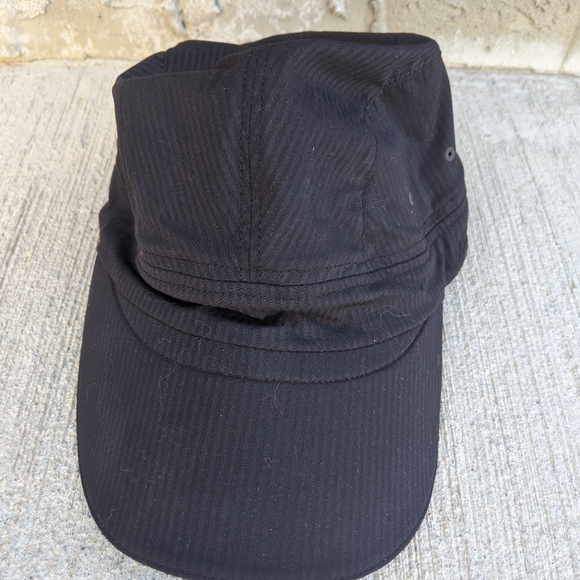 LULULEMON RUNNING HAT - Picture 3 of 3